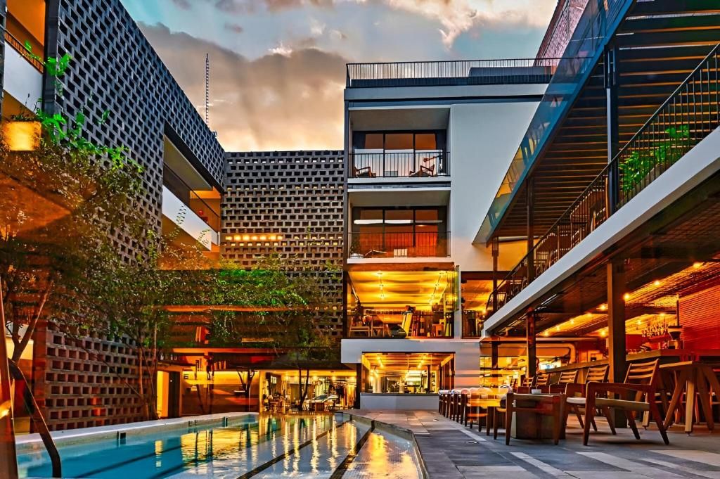 Hotel Carlota: Your Ultimate Escape in the Heart of Mexico City