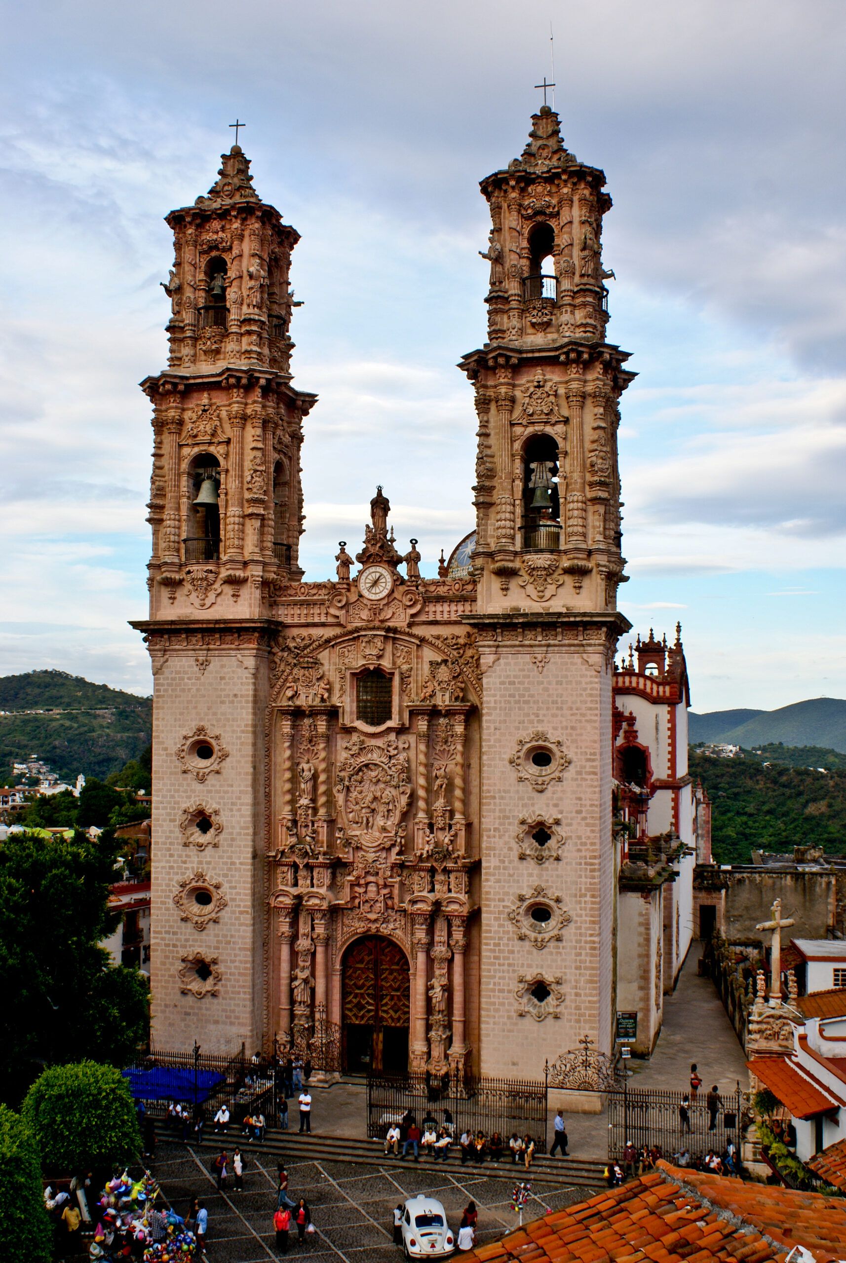 Discovering the Marvels of Iglesia de Santa Prisca (Taxco): A Hidden Gem in Mexico