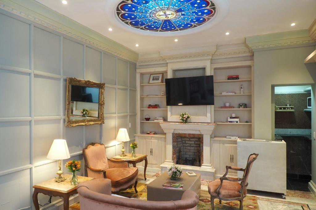 Discover the Ultimate Stay at Real de Hamburgo By The Local Way: A Hidden Gem in Mexico City