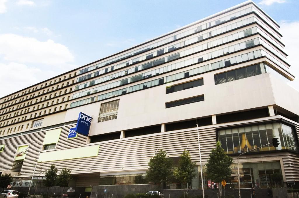 One Ciudad de Mexico Patriotismo: Your Perfect Stay in the Heart of CDMX