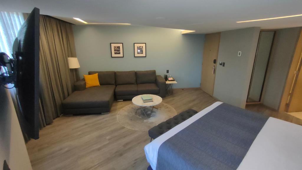 Alia Inn Boutique: The Ultimate Hidden Gem in Mexico City You Can&#8217;t Miss