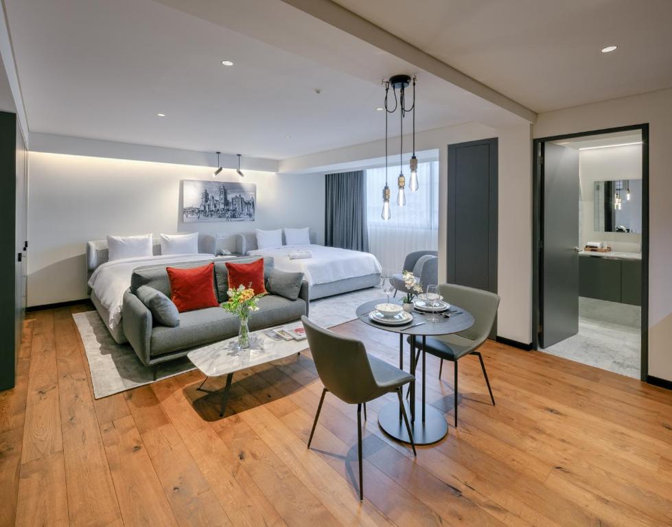 Amberes 64: Discover Your Perfect Getaway at Hotel Las Palapas