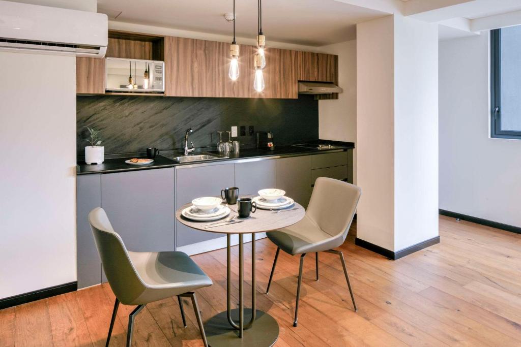 Amberes 64: Discover Your Perfect Getaway at Hotel Las Palapas