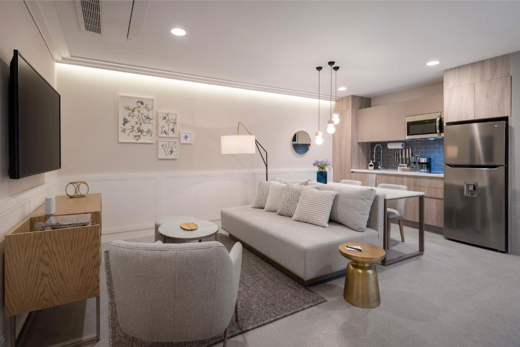 Casa Cleo Luxury Plus by Viadora: Your Ultimate Luxury Escape in the Heart of Mexico City
