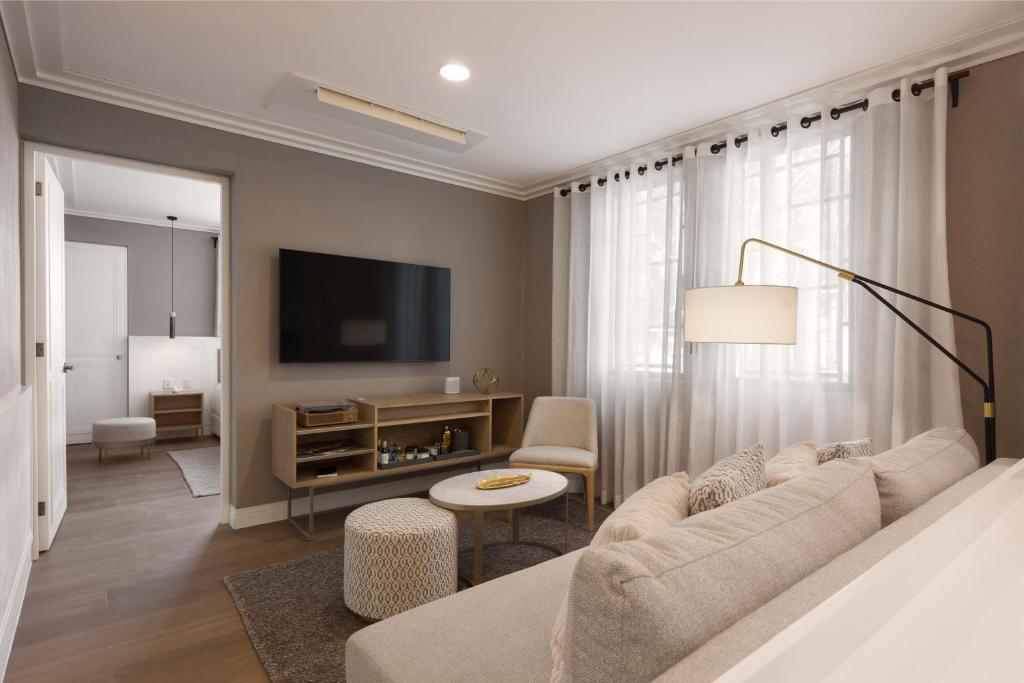 Casa Cleo Luxury Plus by Viadora: Your Ultimate Luxury Escape in the Heart of Mexico City
