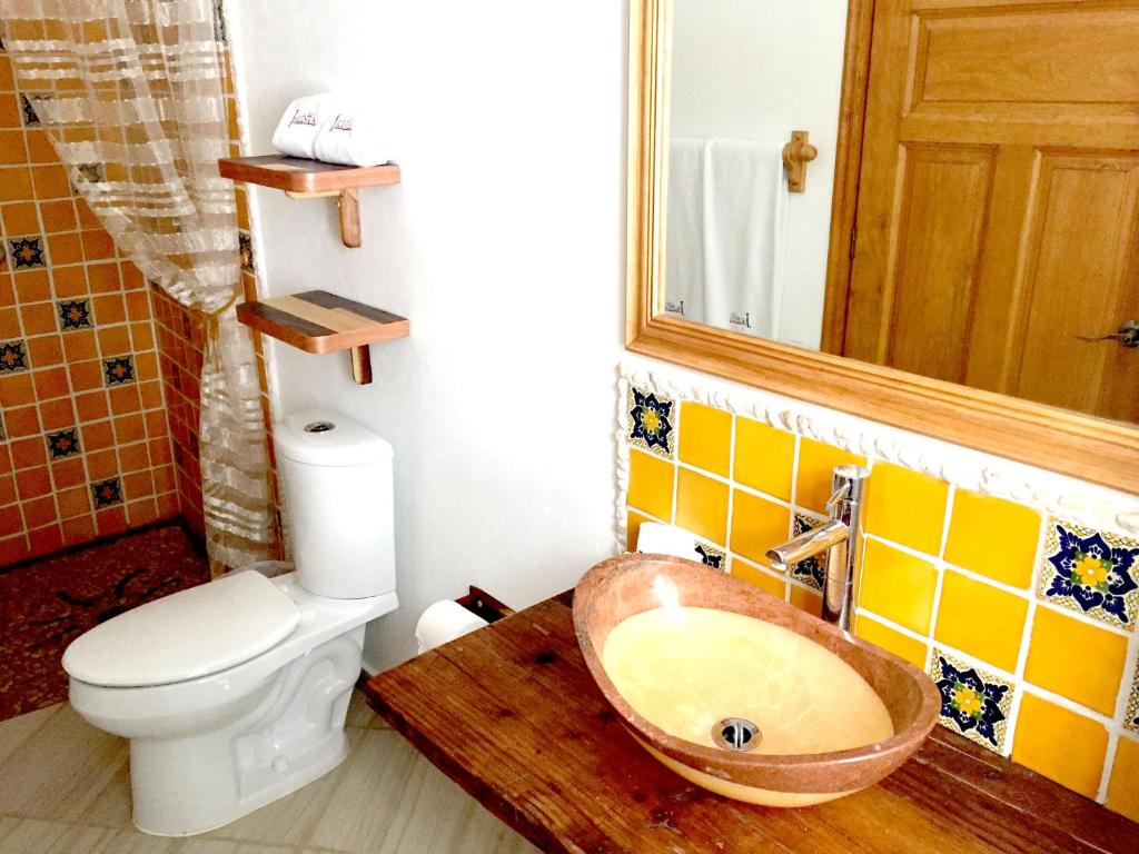 Casa Jacinta Guest House: Your Ultimate Retreat in the Heart of Mexico City