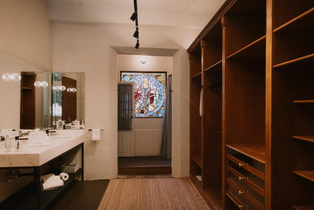 Casa Seis Siete: The Ultimate Retreat for a Stylish Stay in Mexico City
