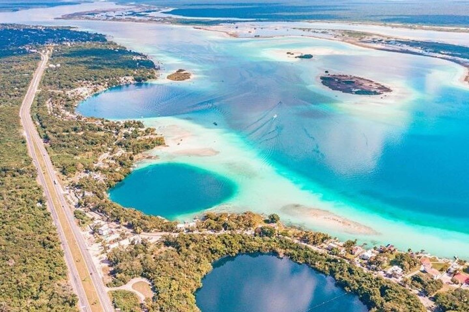Discover Bacalar: The Lagoon of Seven Colors Awaits You