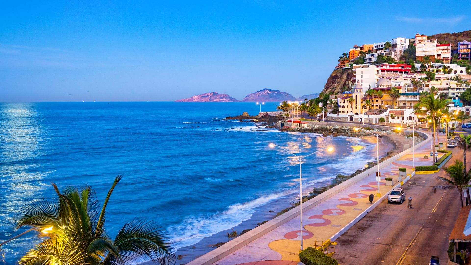 Discover the Charm of Malecón de Mazatlán: A Hidden Gem in Mexico’s Pacific Coast