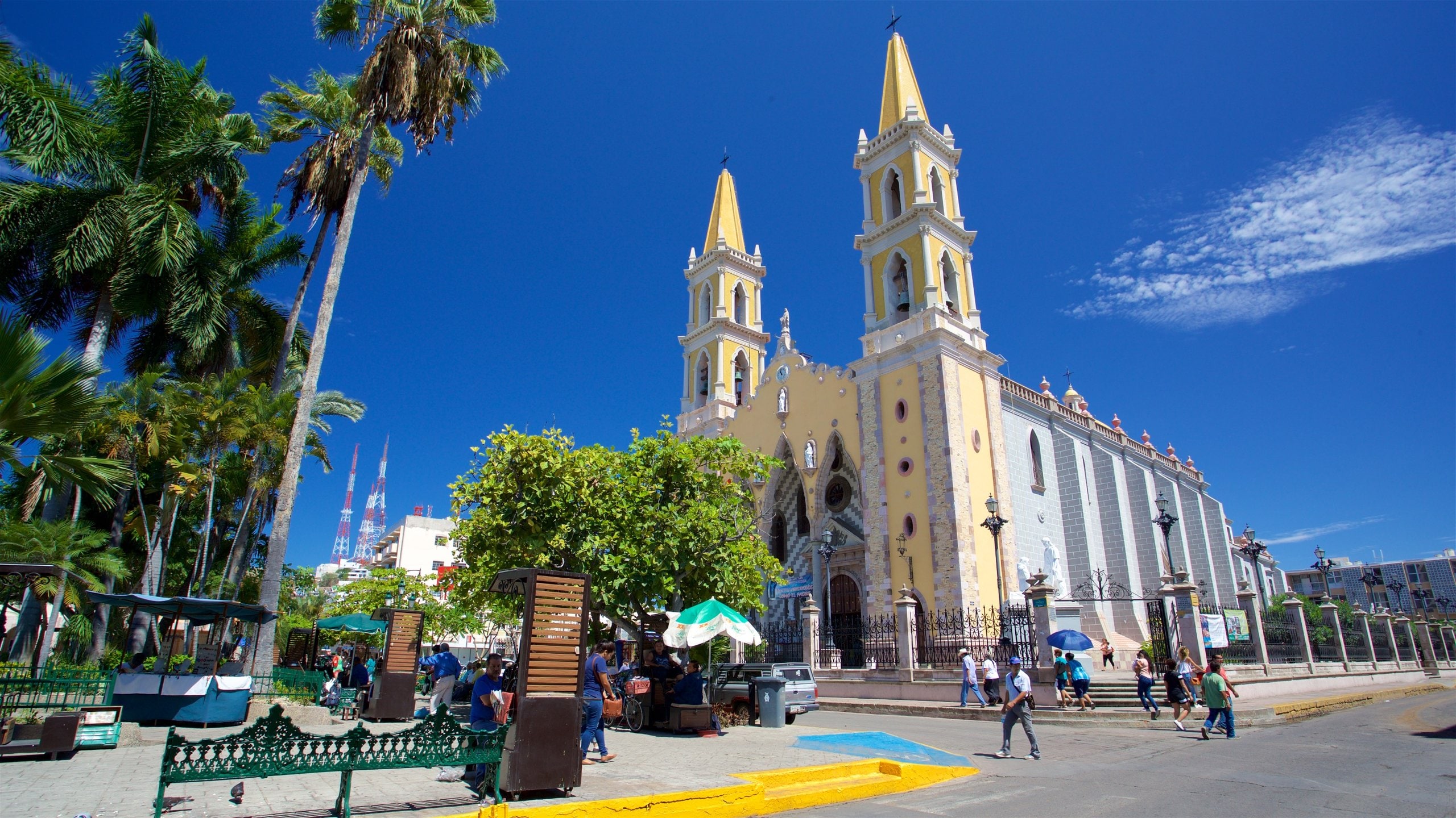 Discover the Charm of Malecón de Mazatlán: A Hidden Gem in Mexico’s Pacific Coast