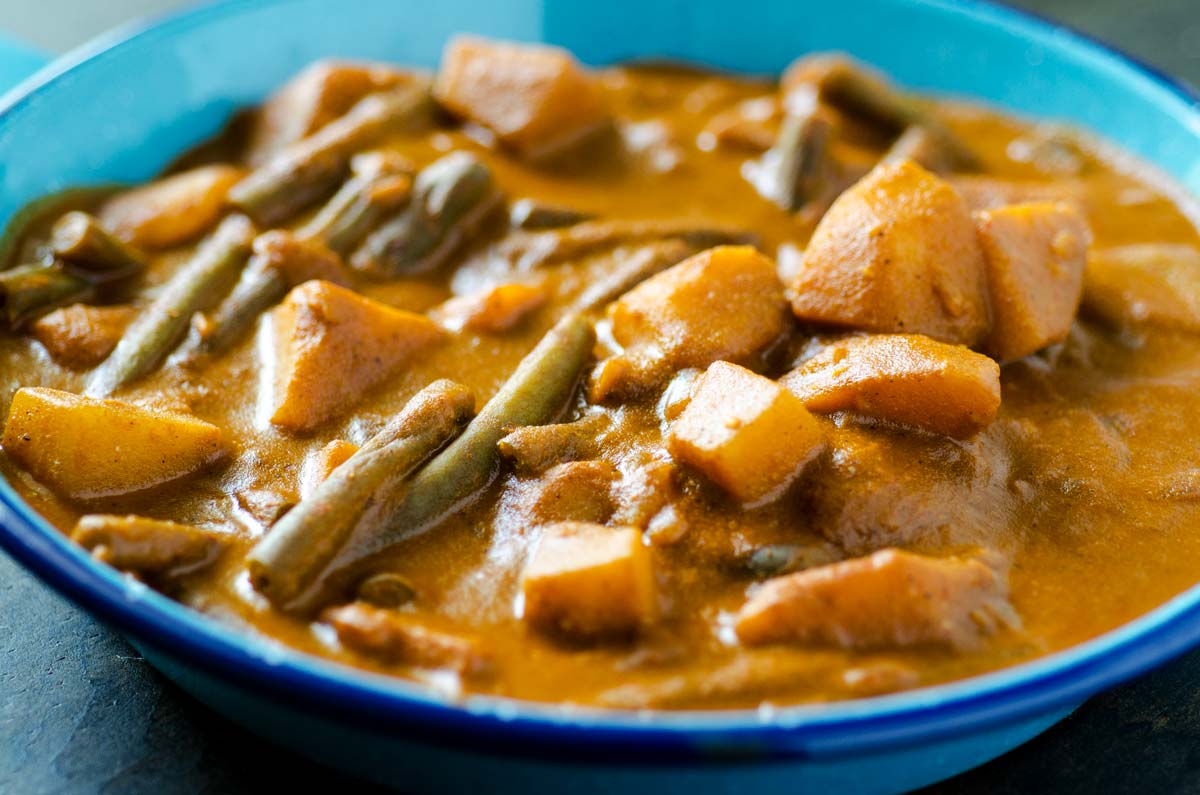 Discover the Delicious Taste of Sopa de Pipián: A Must-Try Mexican Delight