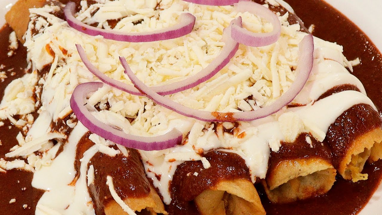 Discover the Hidden Flavor of Tacos de Mole Amarillo: A Taste Journey with Hotel Las Palapas