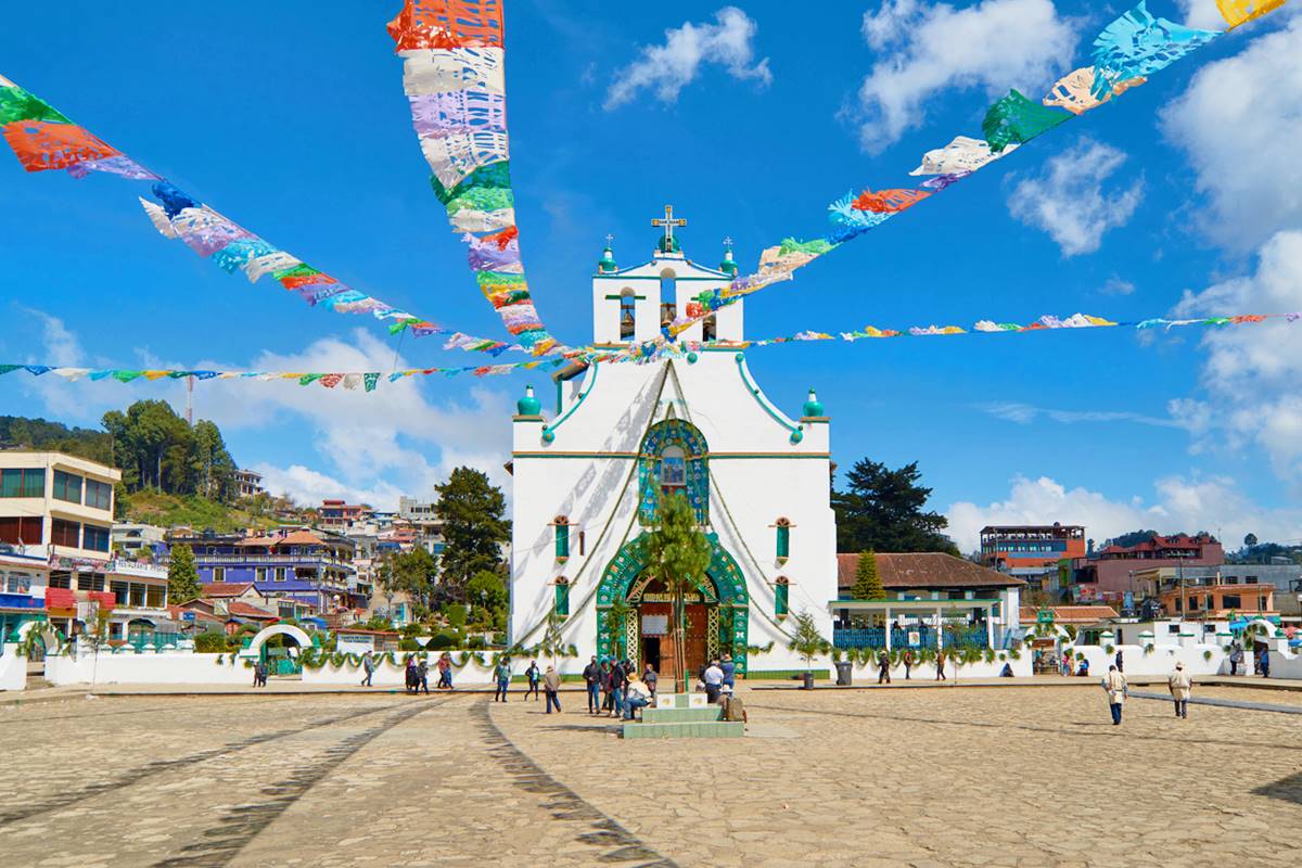 Discover the Magic of Iglesia de San Juan Chamula: A Hidden Gem in Mexico&#8217;s Heart