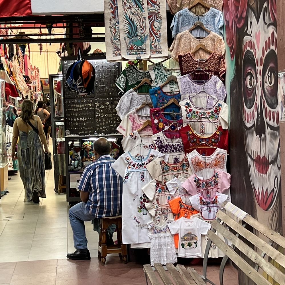 Discover the Magic of Mercado de Artesanías La Ciudadela: A Cultural Journey Like No Other