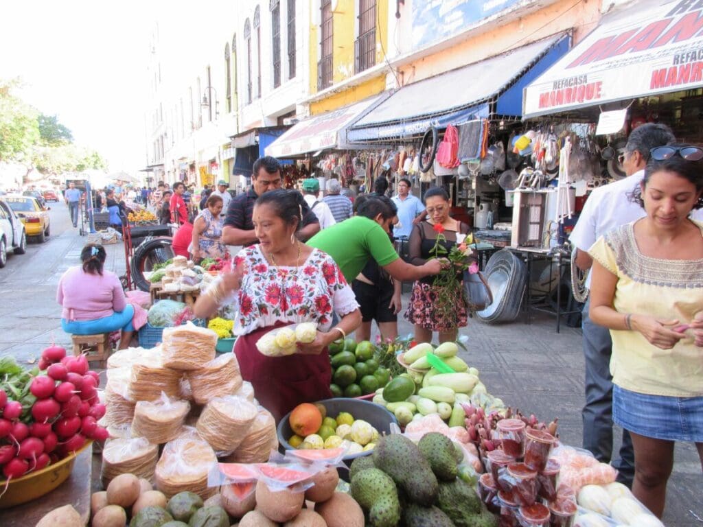 Discover the Magic of Mercado Lucas de Gálvez (Mérida): A Vibrant Market Experience