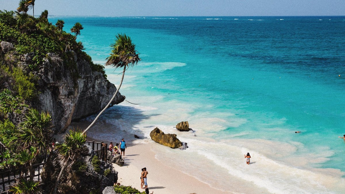 Discover the Magic of Tulum: The Ultimate Beach Getaway with Hotel Las Palapas