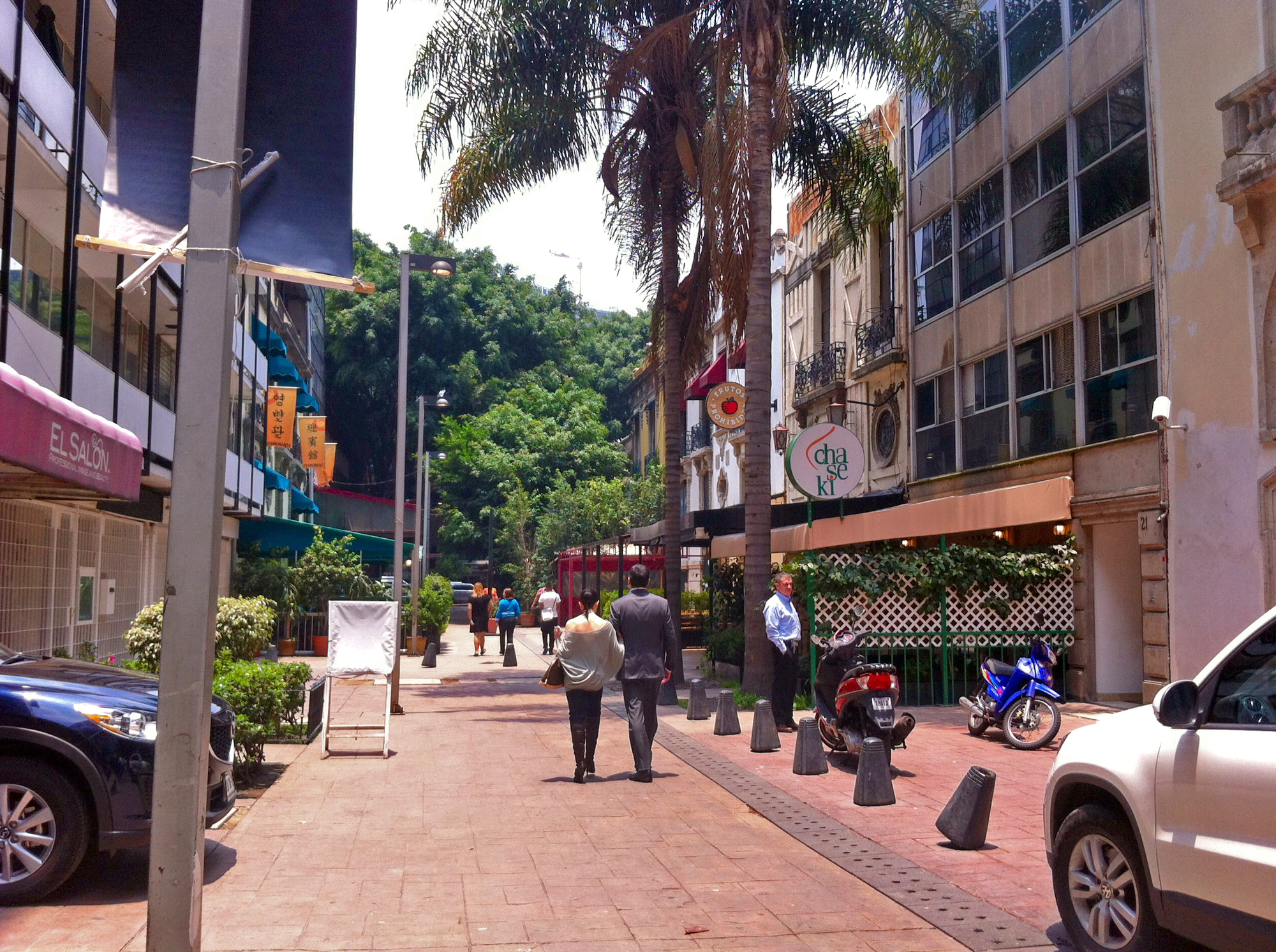 Discover the Ultimate Stay at Real de Hamburgo By The Local Way: A Hidden Gem in Mexico City