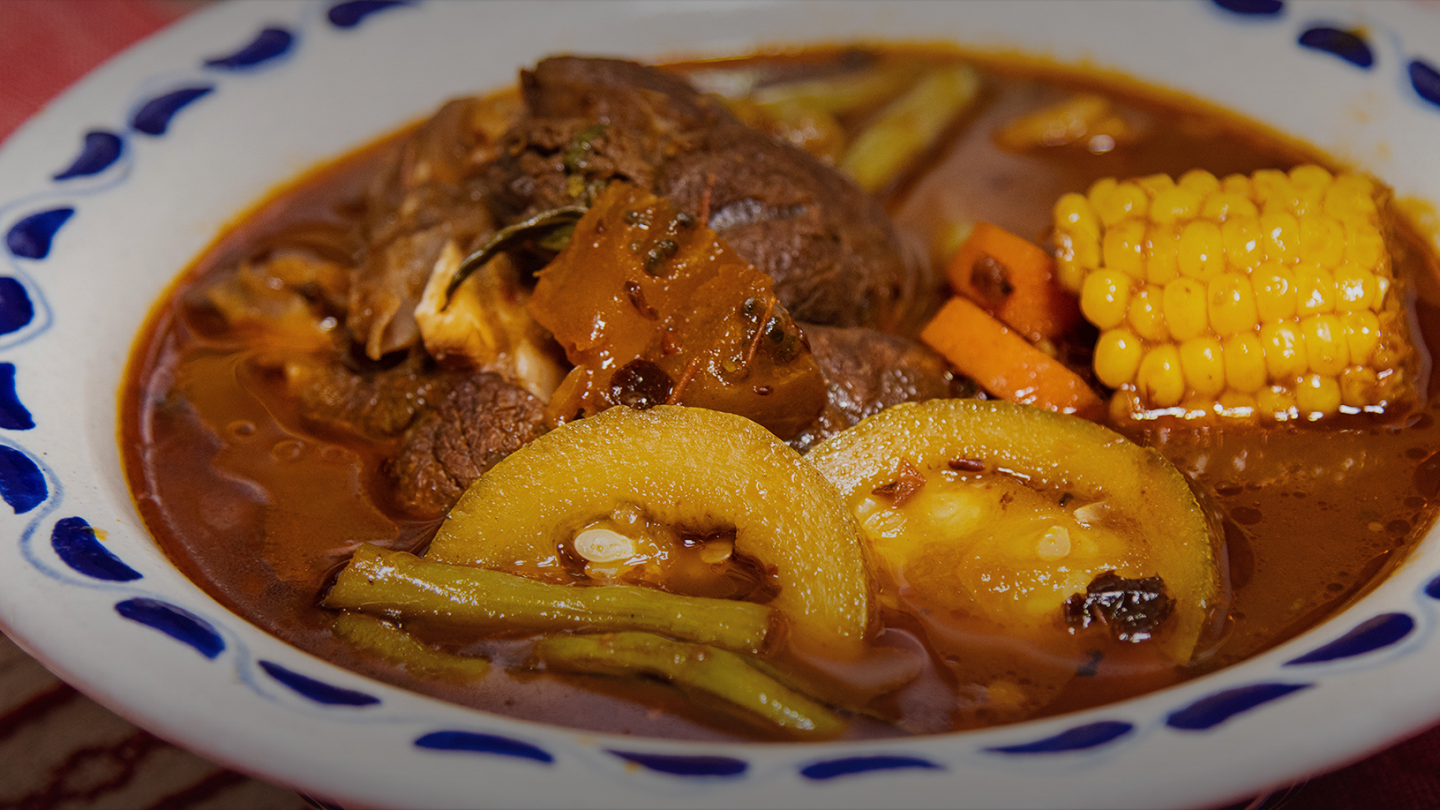 Discover the Unique Flavor of Tacos de Mole de Olla – A Delightful Mexican Dish!