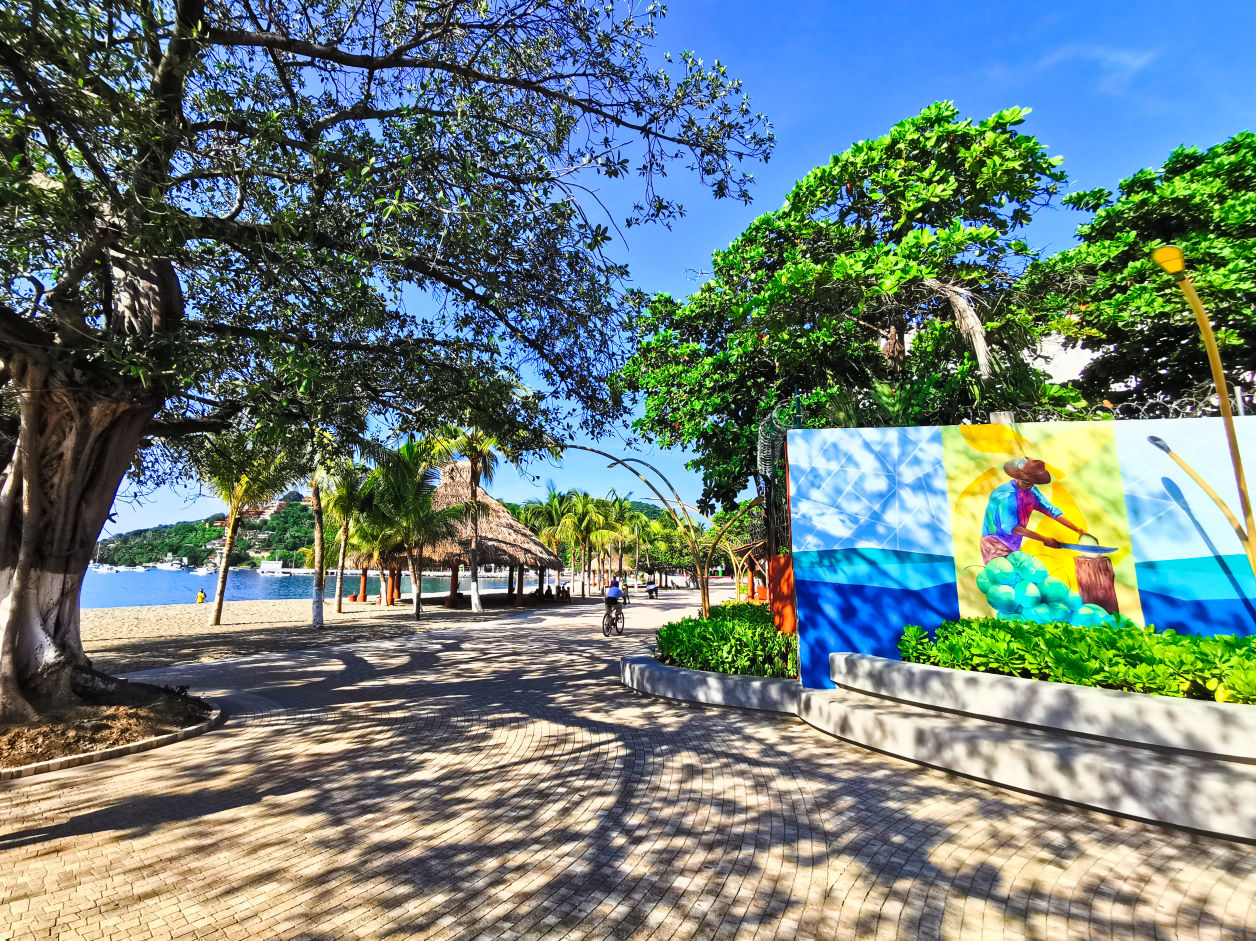 Discover Zihuatanejo: The Hidden Gem of Mexico You Need to Visit