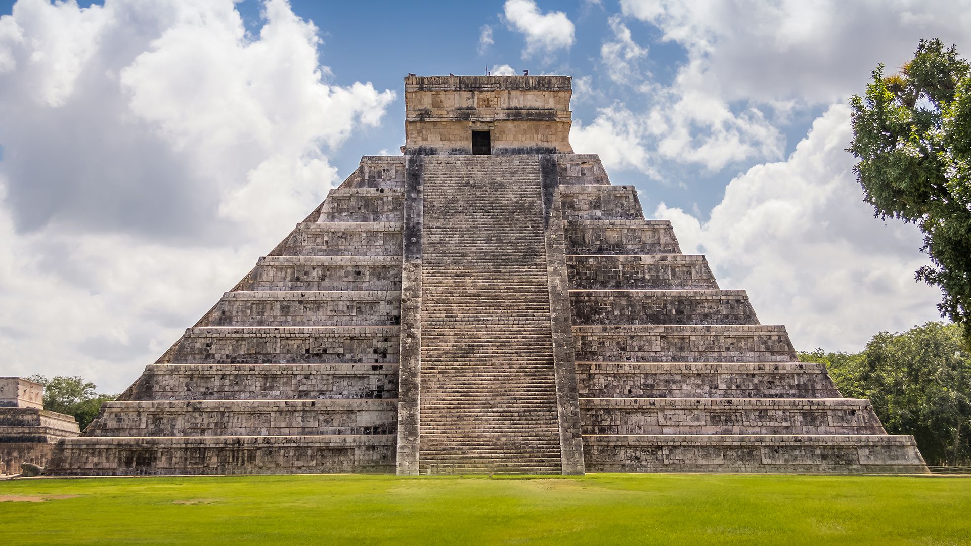 Discovering the Mystical Tulum Ruins: A Journey Through Time with Hotel Las Palapas