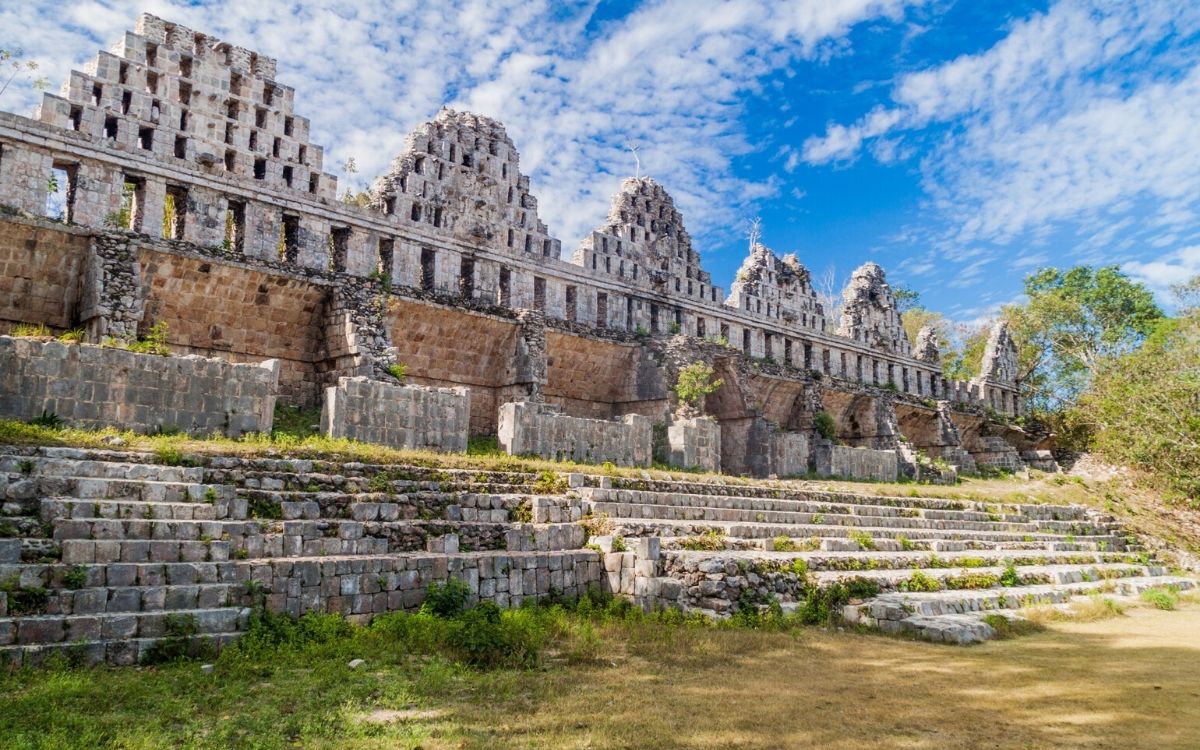 Explore Mérida: Your Ultimate Travel Destination with Hotel Las Palapas
