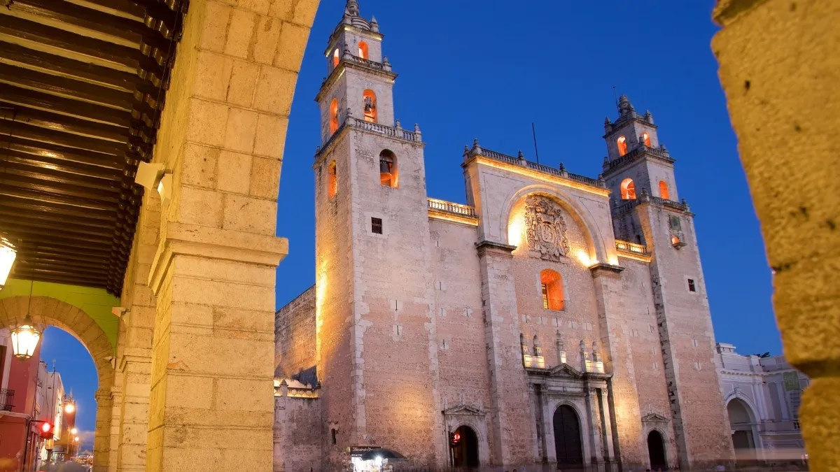 Explore Mérida: Your Ultimate Travel Destination with Hotel Las Palapas