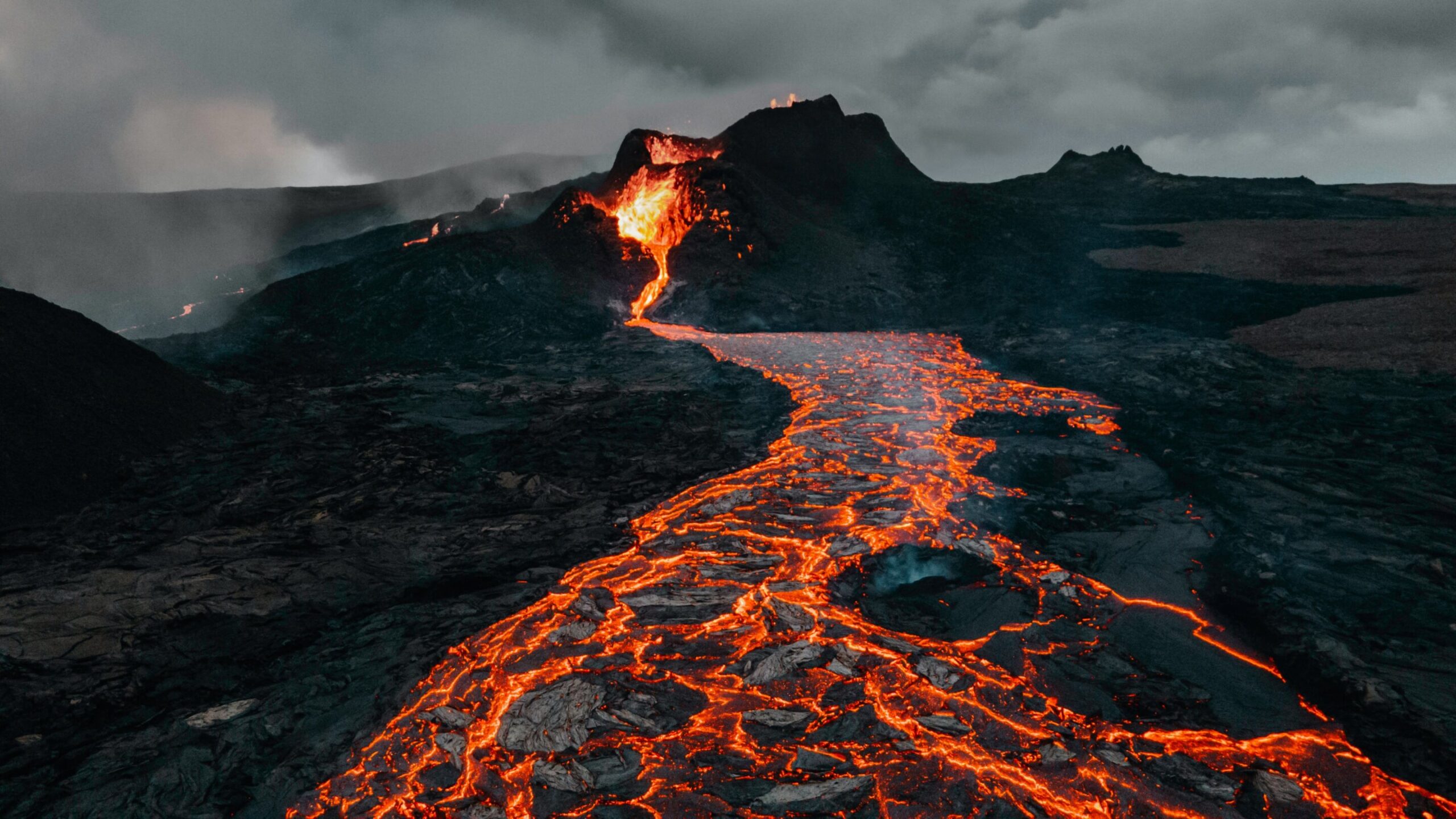 Explore the Majestic Paricutín Volcano: A Must-Visit Destination for Adventure Seekers