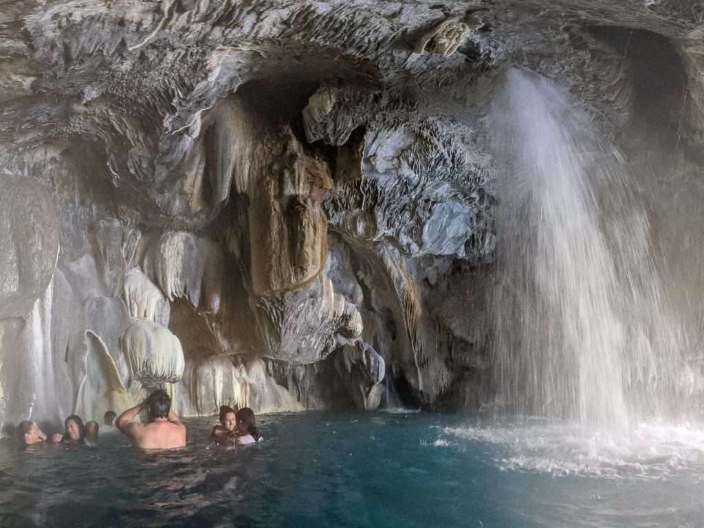 Exploring Grutas de Tolantongo: A Hidden Paradise You Need to Visit Now!