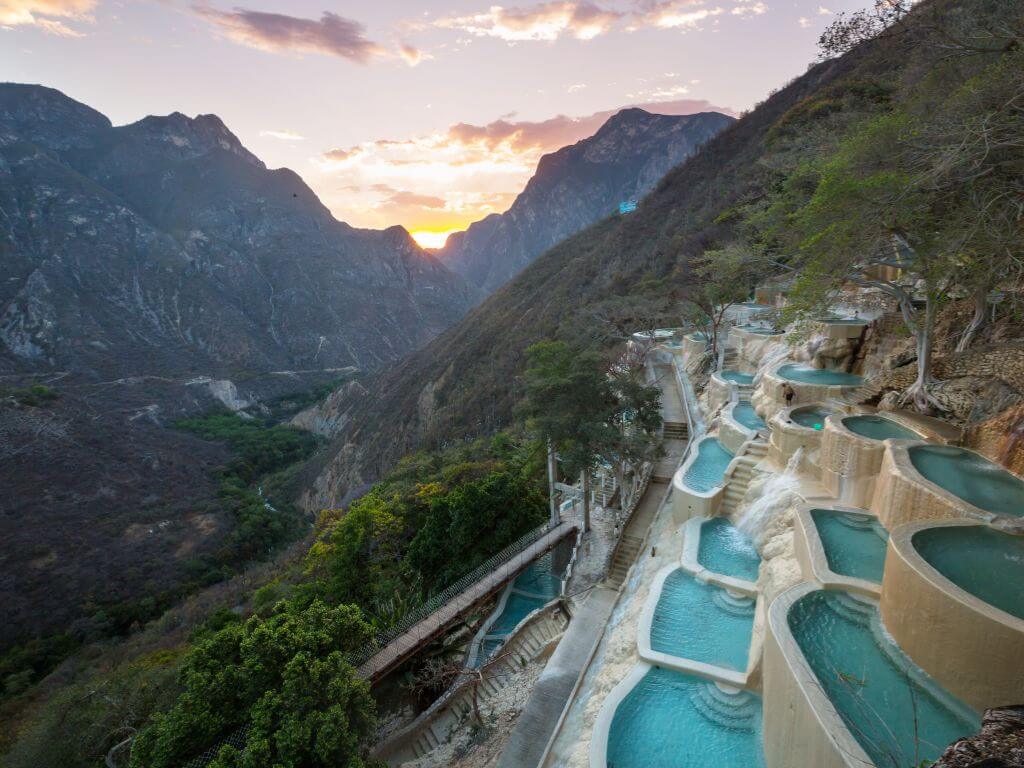 Exploring Grutas de Tolantongo: A Hidden Paradise You Need to Visit Now!