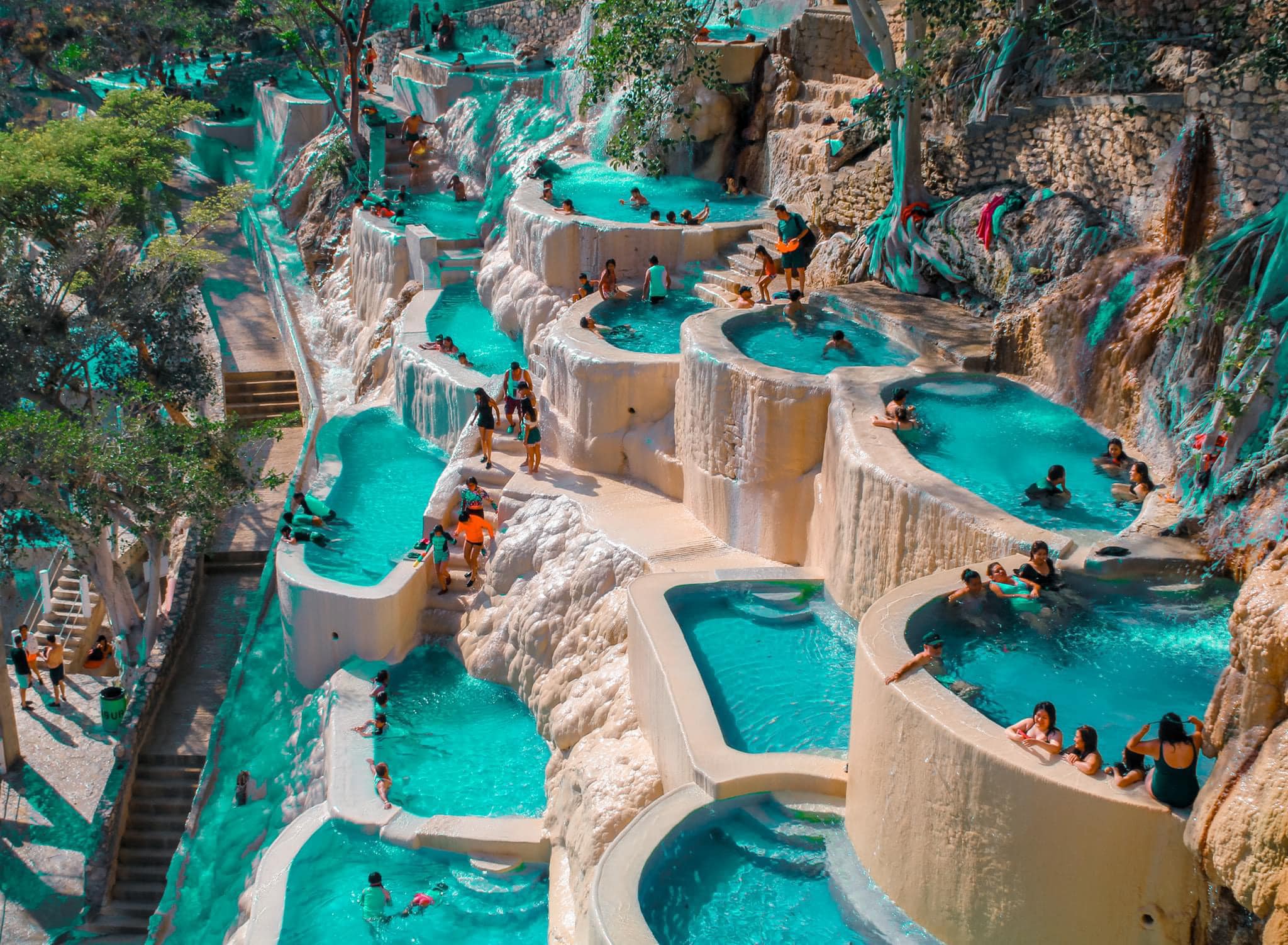 Exploring Grutas de Tolantongo: A Hidden Paradise You Need to Visit Now!