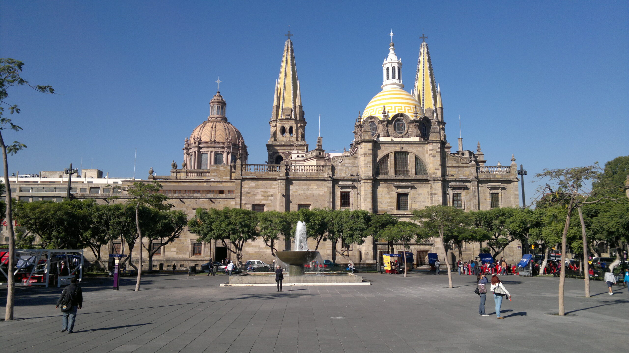 Exploring the Majestic Catedral de Guadalajara: A Hidden Gem in Mexico