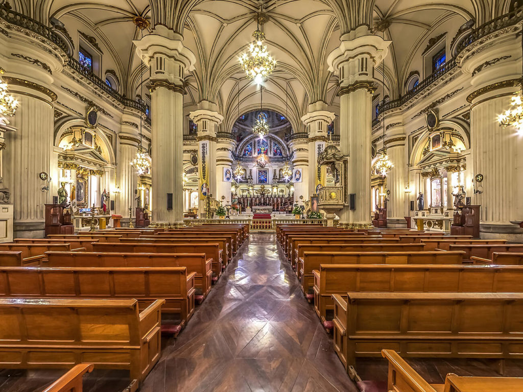 Exploring the Majestic Catedral de Guadalajara: A Hidden Gem in Mexico