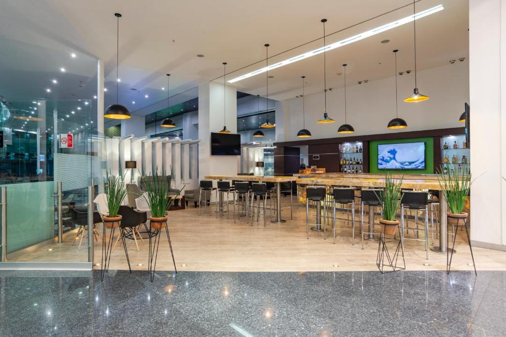 Holiday Inn Mexico City &#8211; Plaza Universidad, an IHG Hotel: Your Perfect Stay in Mexico City
