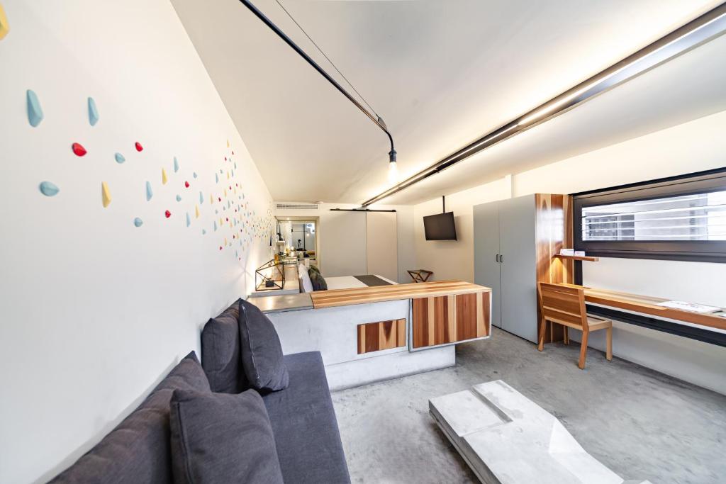 Hotel Carlota: Your Ultimate Escape in the Heart of Mexico City
