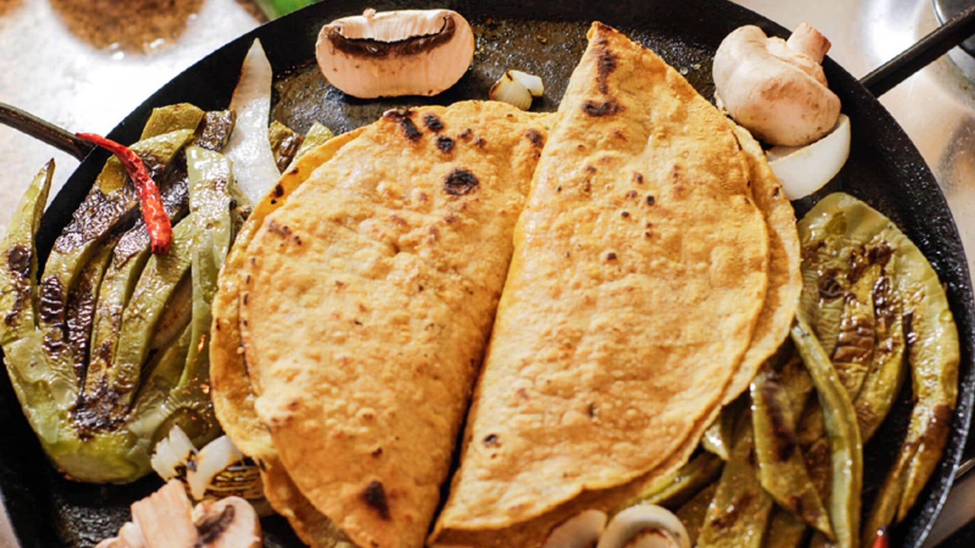 Hotel Las Palapas: Dive into the Delicious World of Tacos de Nopales