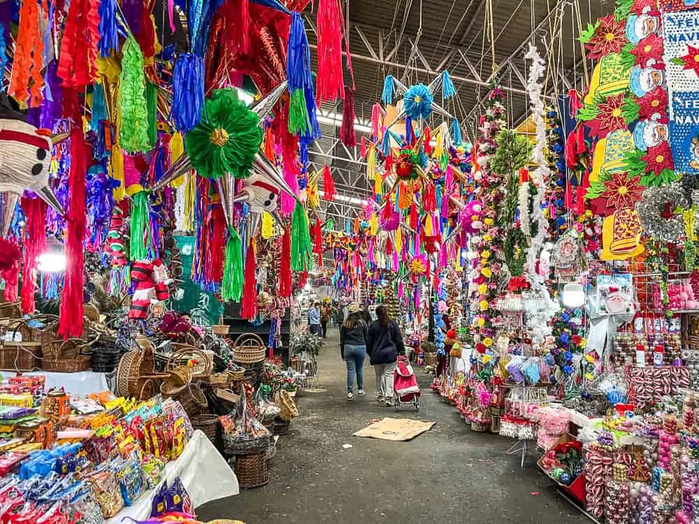 Mercado de la Merced (CDMX): Your Ultimate Guide to Exploring Mexico City&#8217;s Most Iconic Market