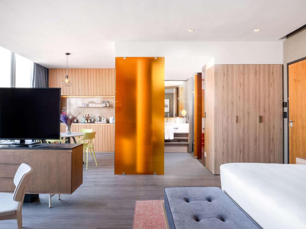 Mondrian Mexico City Condesa: The Ultimate Experience for Your Stay in Mexico City