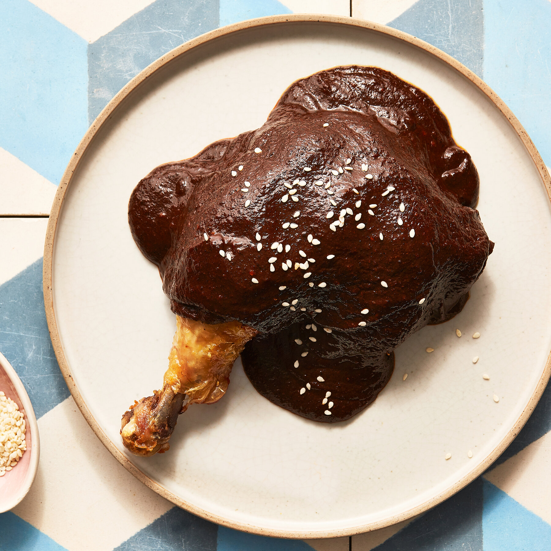 Salsa de Mole: The Traditional Mexican Sauce That Will Spice Up Your Life