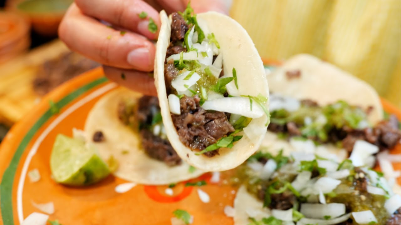 The Ultimate Tacos de Cabeza Experience You Can’t Miss