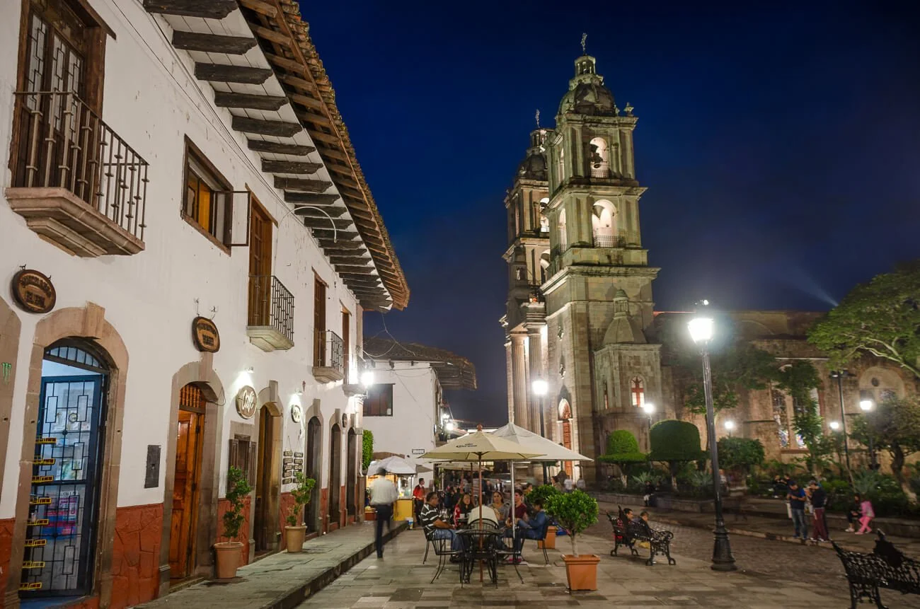 Valle de Bravo: Discover the Hidden Gem of Mexico with Hotel Las Palapas